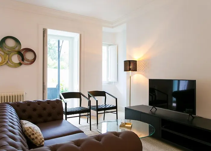 דירה Guestready - Chic Near Botanical Garden ליסבון