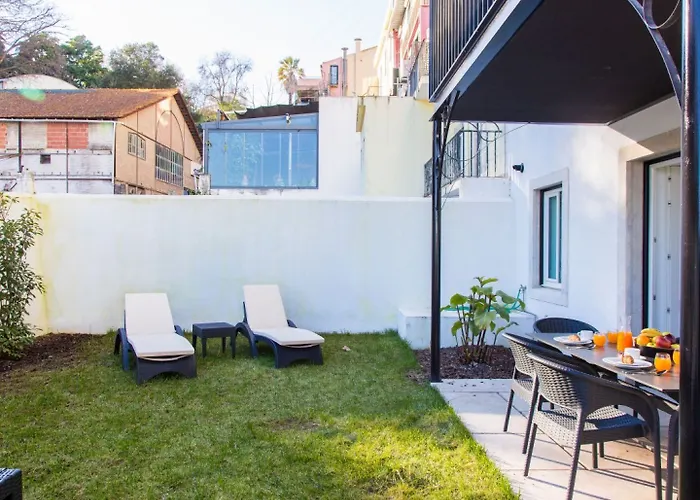 Guestready - Chic Near Botanical Garden Διαμέρισμα Lisboa